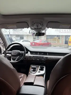 Audi Q7 2018 White