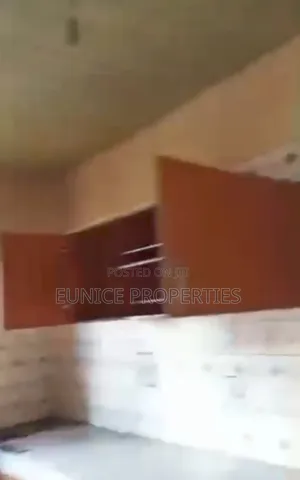 3bdrm Block of Flats in Eunice Properties, Benin City for rent