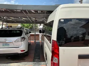 Toyota HiAce 2025 White