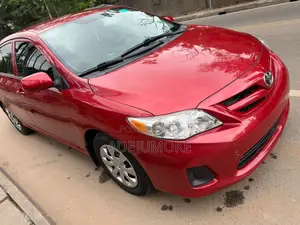 Toyota Corolla LE 4dr Sedan (1.8L 4cyl 4A) 2012 Red