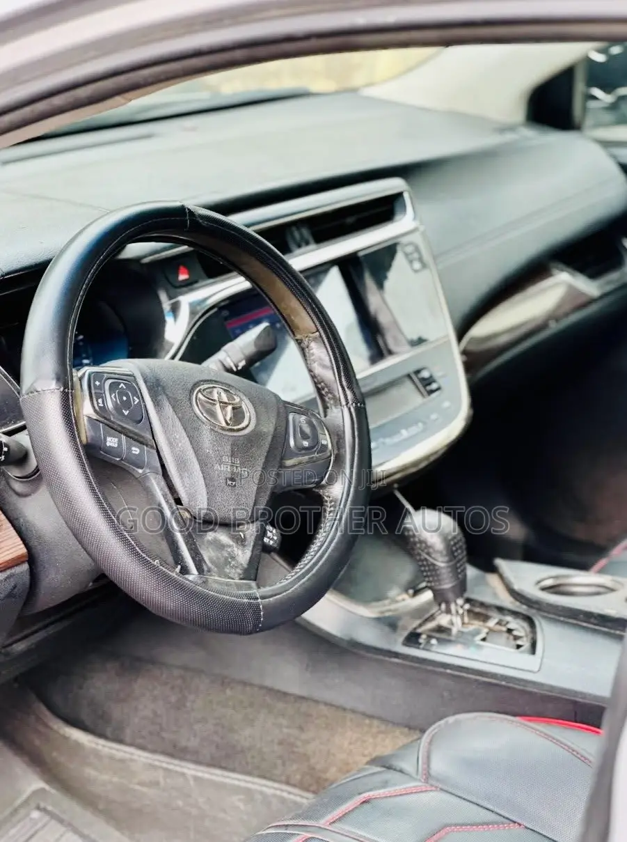 Toyota Avalon 2013 Silver
