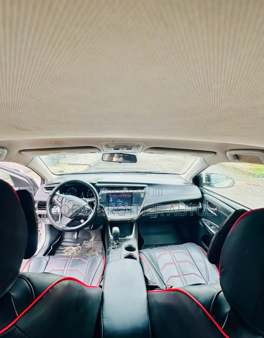 Toyota Avalon 2013 Silver