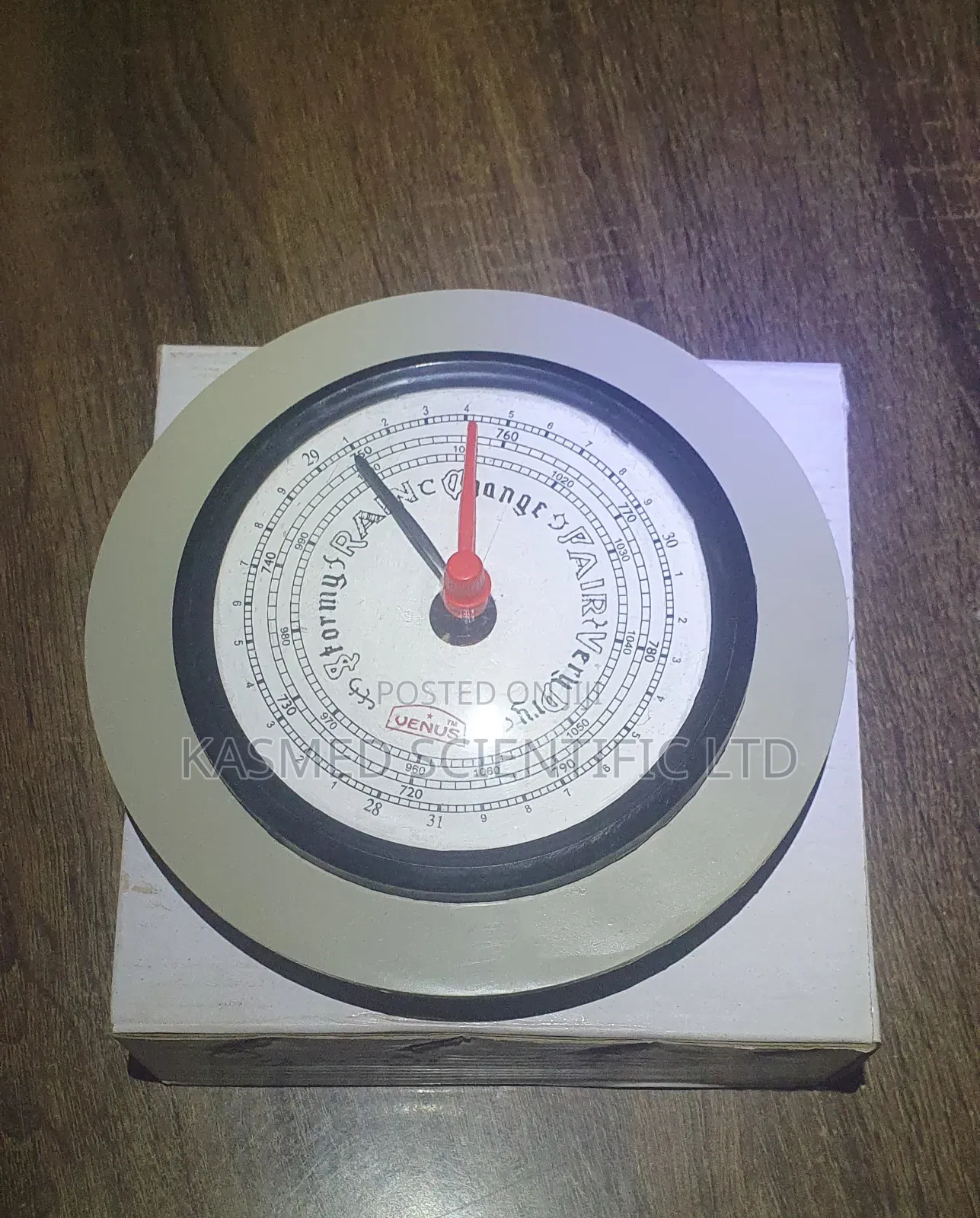Barometer for Laboratory Use