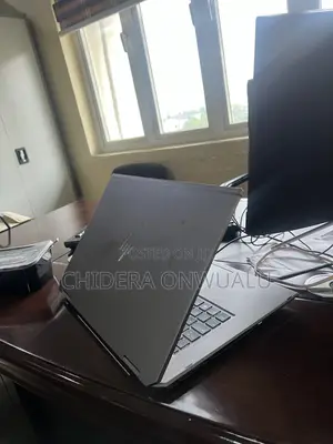 Laptop HP ZBook Studio x360 15 G6 32GB Intel Core i7 SSD 1T