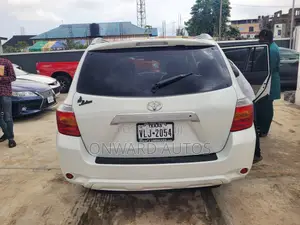 Toyota Highlander 2010 White