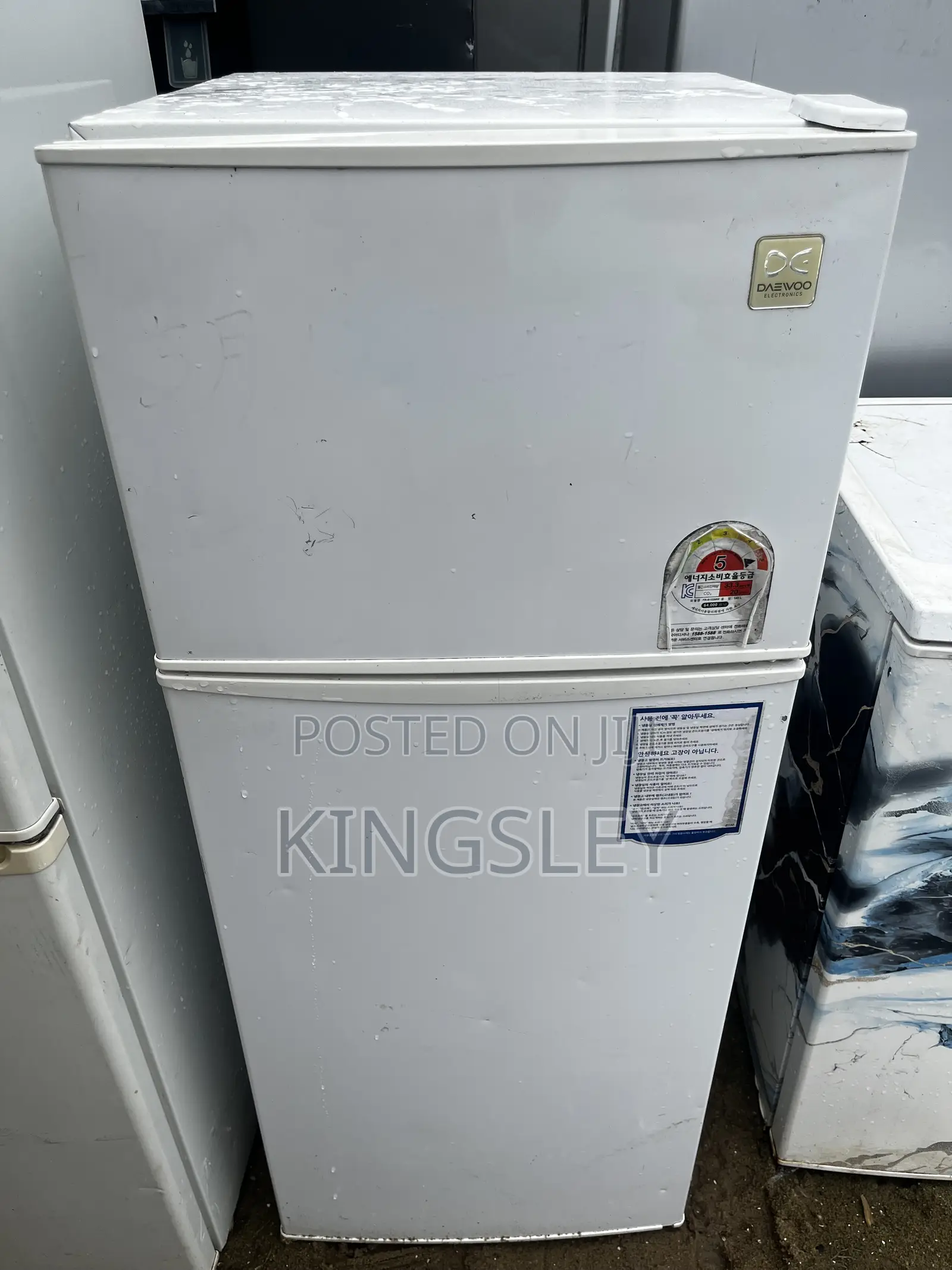 Daevoo Mini Double Door Fridge and Freezer