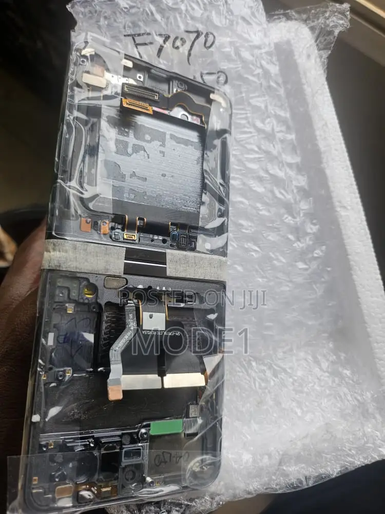 Samsung Galaxy Flip 5G Original Amoled Screen