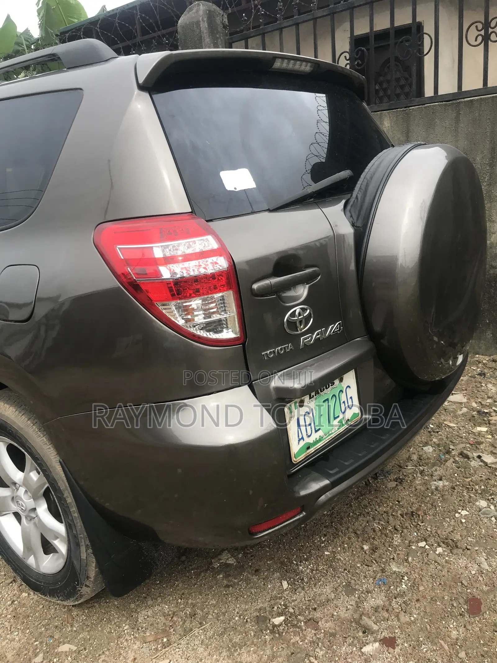 Toyota RAV4 2010 Gray