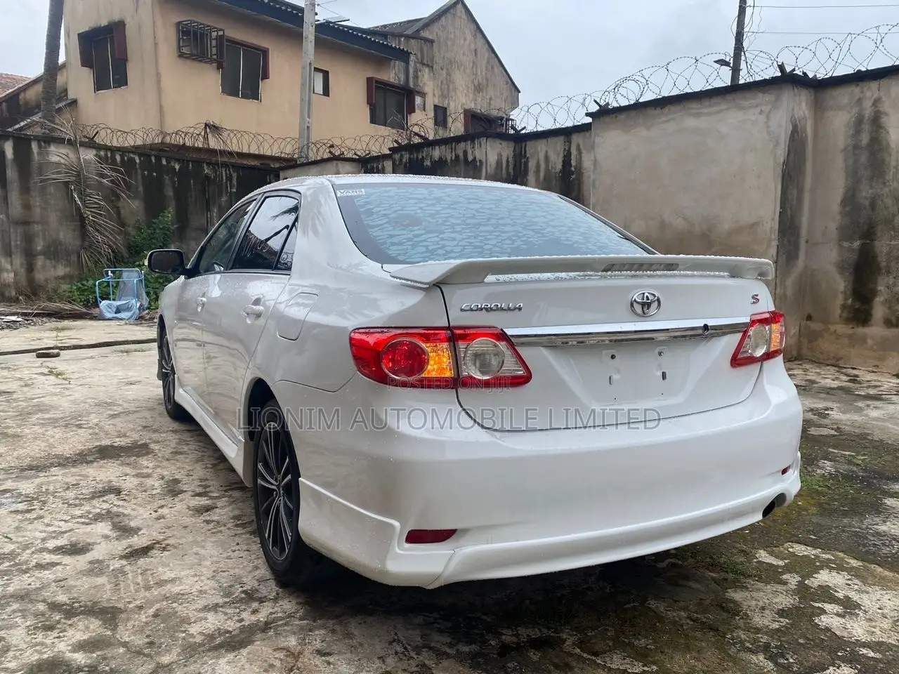 Toyota Corolla S 4dr Sedan (1.8L 4cyl 4A) 2013 White