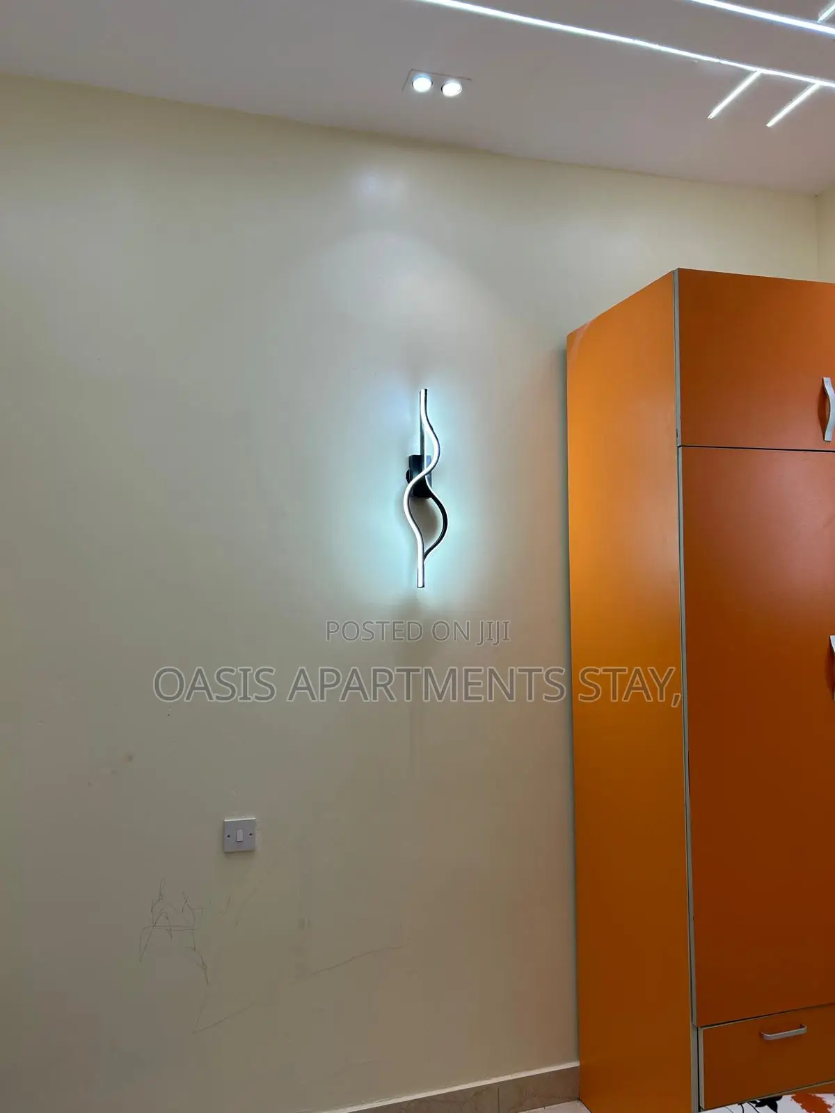 Oasis Hotel and Suites