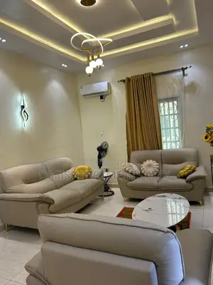 Oasis Hotel and Suites