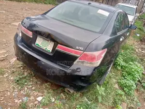Honda Accord 2011 Black