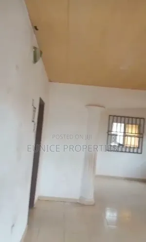 3bdrm Block of Flats in Eunice Properties, Benin City for rent
