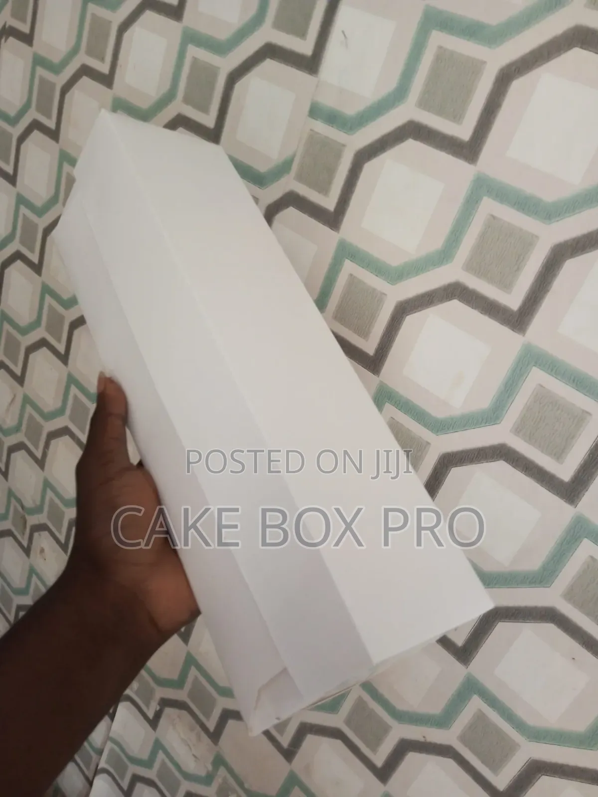 Plain Cake Box