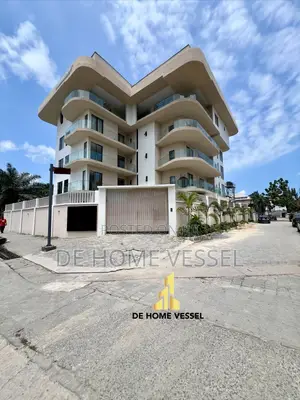 3bdrm Apartment in Lekki Phase 1 for sale