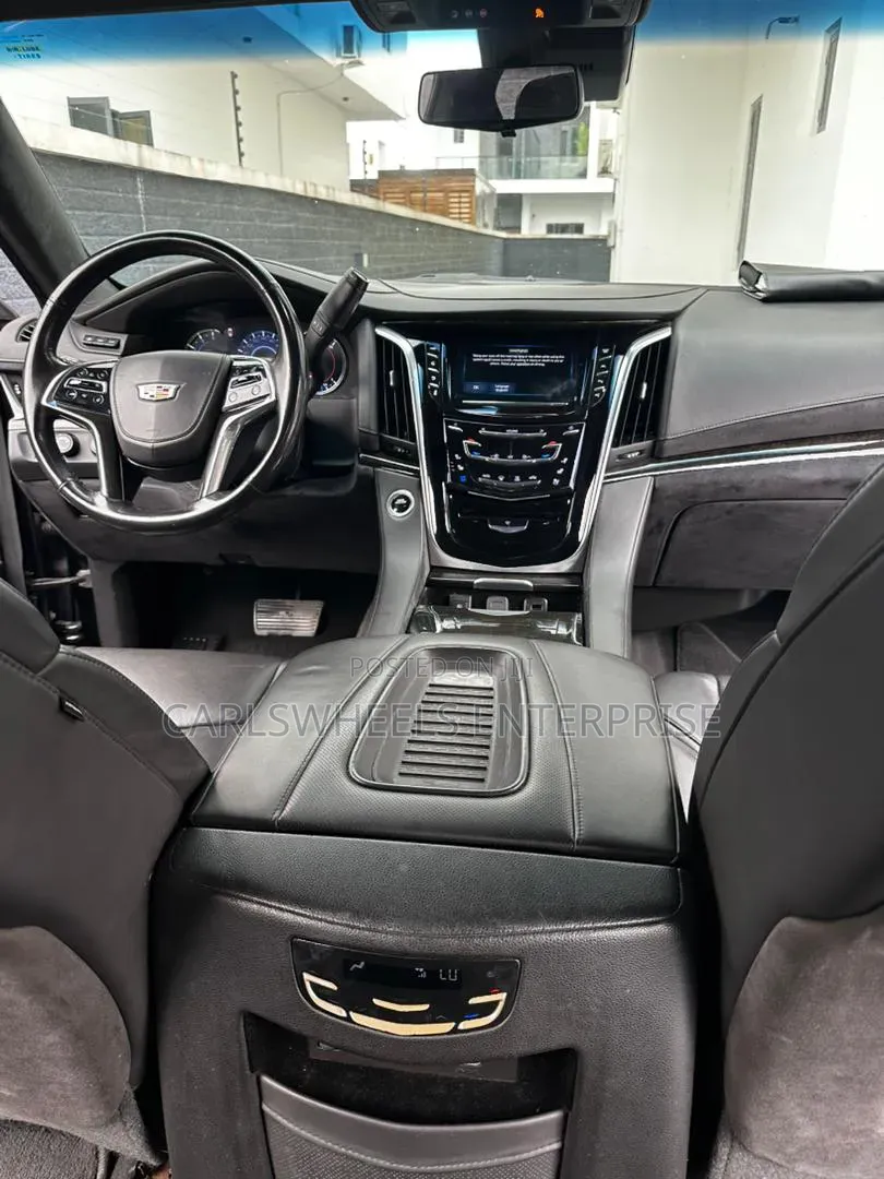 Cadillac Escalade 2018 Black