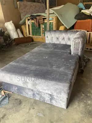 Standard Chair