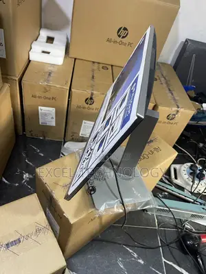 New Desktop Computer HP 8GB Intel Core i5 SSD 256GB