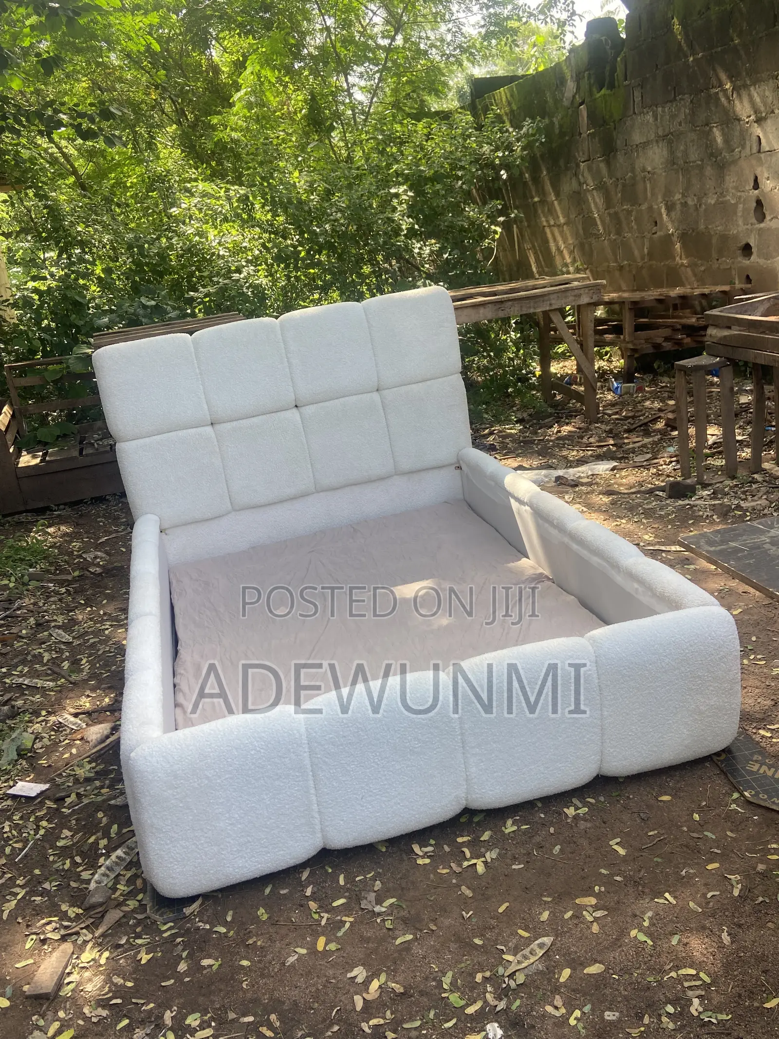 4 and Half Bedframe