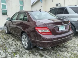 Mercedes-Benz C300 2009