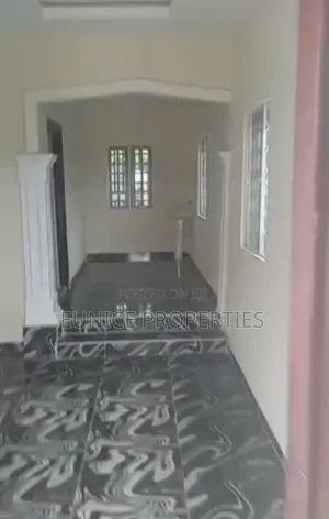 2bdrm Block of Flats in Eunice Properties, Benin City for rent