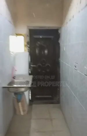 1bdrm Block of Flats in Eunice Properties, Benin City for rent