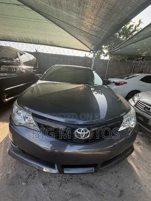 Toyota Camry 2013 Gray
