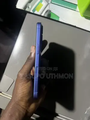 Apple iPhone 16 128 GB Blue