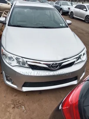 Toyota Camry 2014 Silver