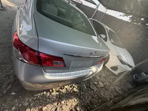 Lexus ES 2012 Silver