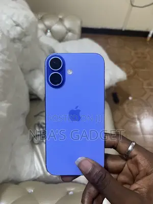 New Apple iPhone 16 128 GB Blue