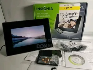 Insignia Digital Picture Frame