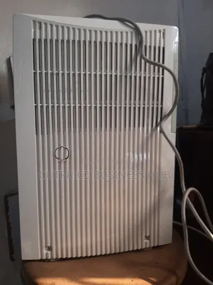 Used Kendo  Dehumidifier 20 Litres