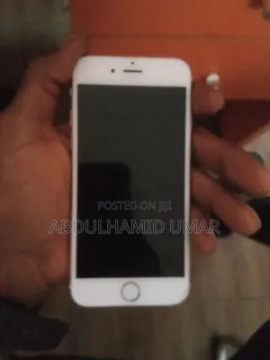 Apple iPhone 6s 32 GB White