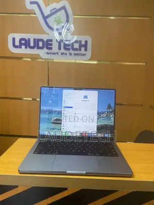 Laptop Apple MacBook Pro 2021 M1 32GB Apple M1 Pro SSD 1T