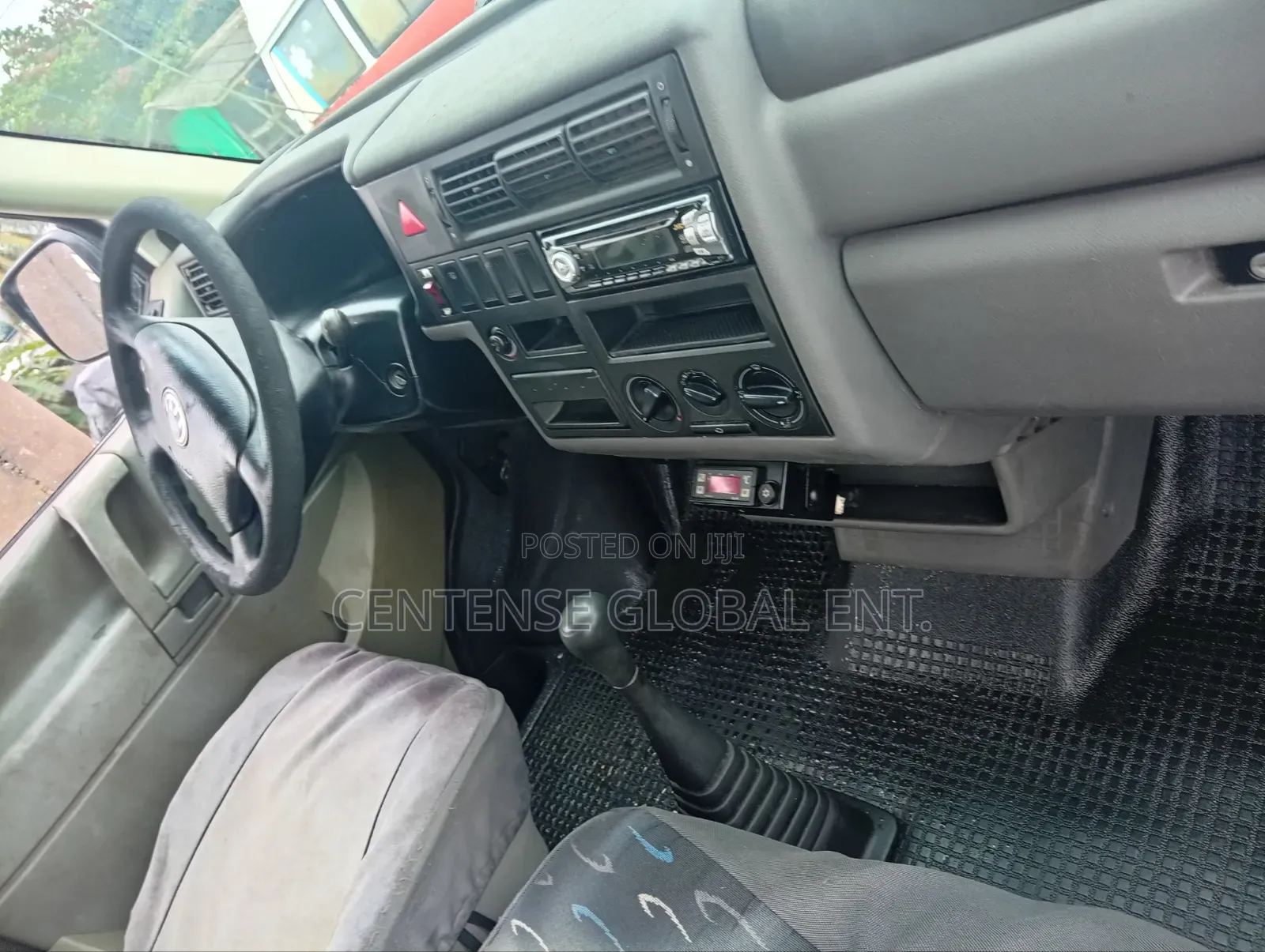 Volkswagen Transporter 2003 White
