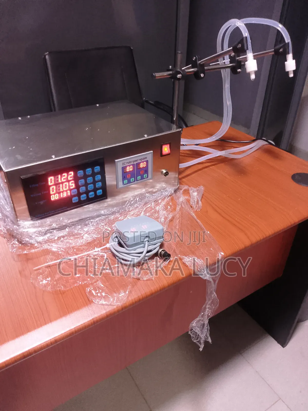 Double Head Digital Liquid Filling Machine