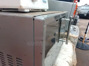 Microwave Oven