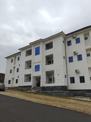Furnished 3bdrm Block of Flats in Admiralty Estate for rent