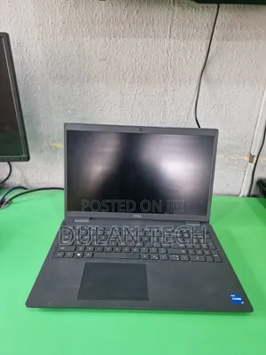Laptop Dell Latitude 3520 8GB Intel Core i5 SSD 256GB
