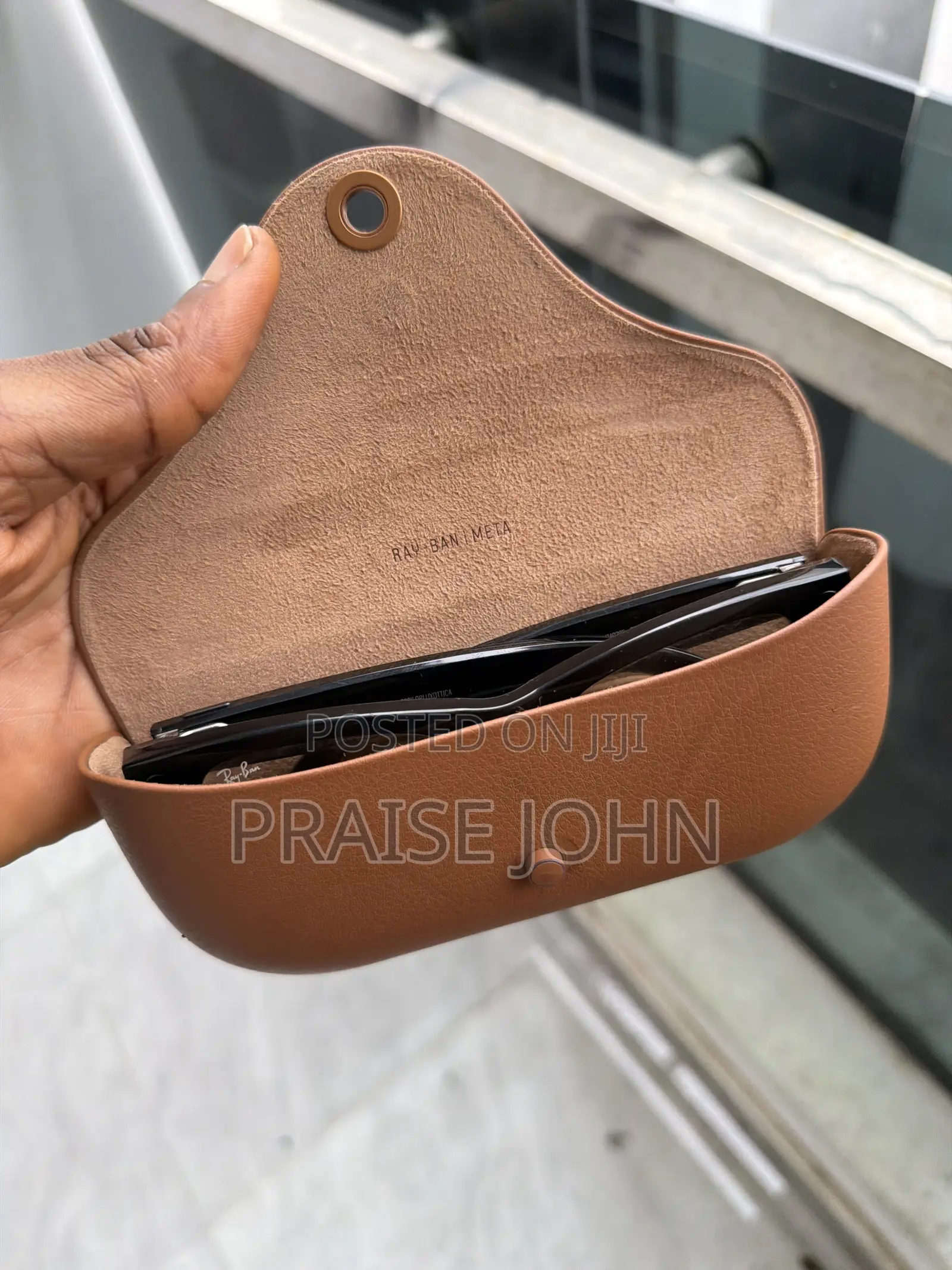 Meta Wayfarer Smart Glasses