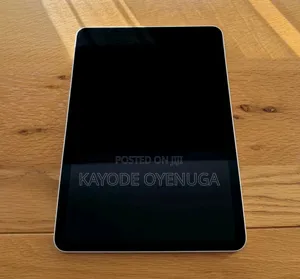 Apple iPad Air (2020) 64 GB Gray