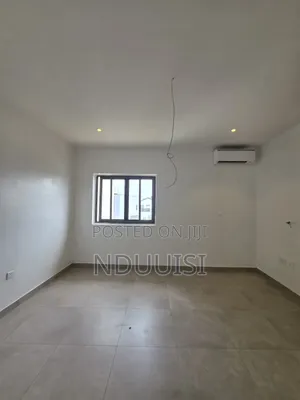 4bdrm Townhouse / Terrace in Beach Resort Estate, Osapa london for rent