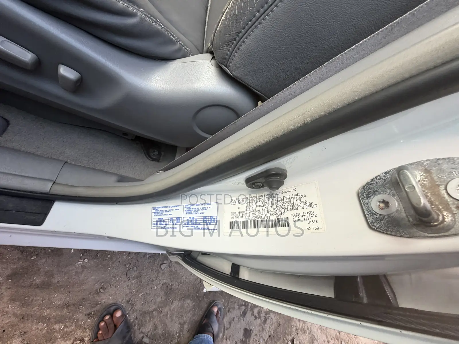 Toyota Sienna 2005 White