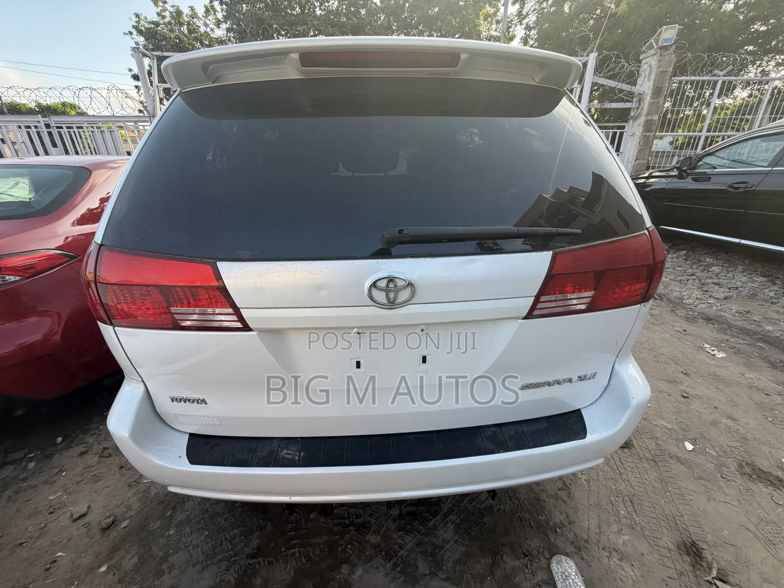 Toyota Sienna 2005 White