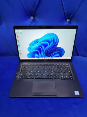 Laptop Dell Latitude 5300 2-in-1 8GB Intel Core i5 SSD 256GB
