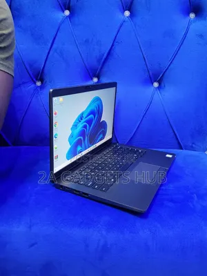Laptop Dell Latitude 5300 2-in-1 8GB Intel Core i5 SSD 256GB