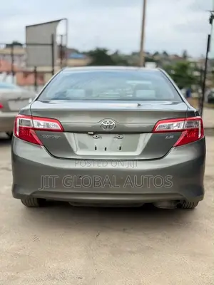 Toyota Camry LE 4dr Sedan (2.5L 4cyl 6A) 2012 Green