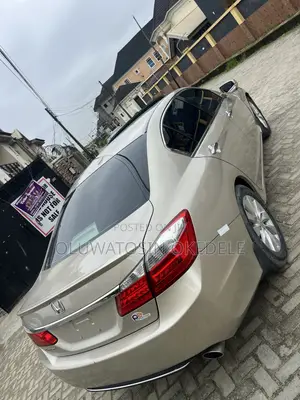 Honda Accord 2013 Gold