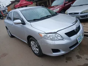 Toyota Corolla 2009 Silver